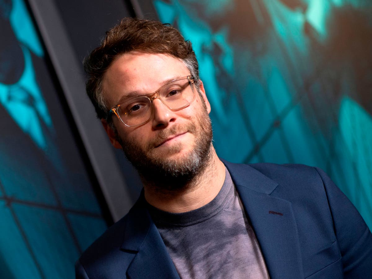 Seth Rogen relaunches Twitter spat with Ted Cruz as he blasts him for leaving Texans to &lsquo;freeze to death&rsquo;