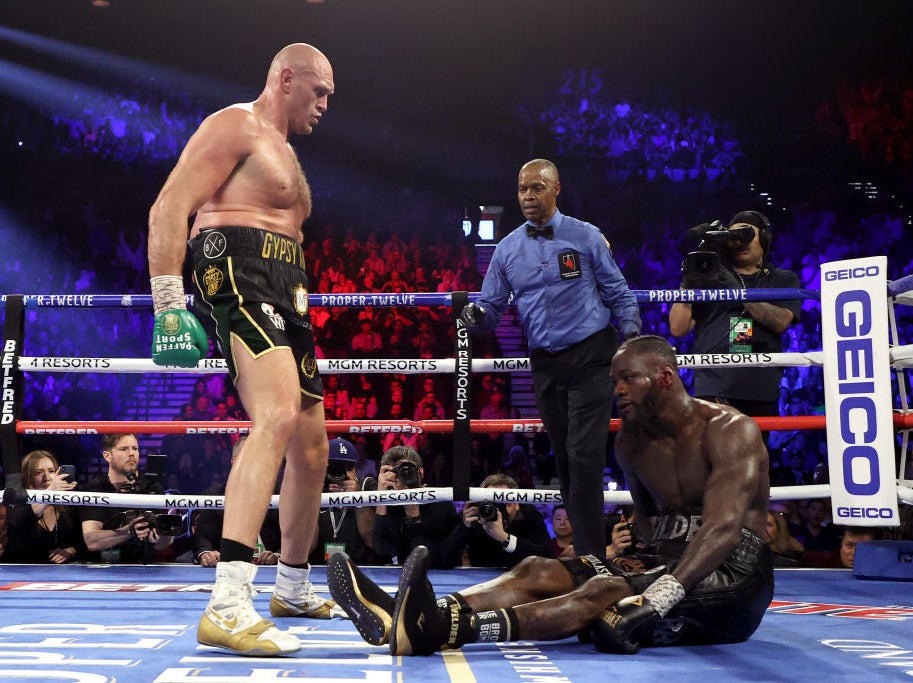 Tyson Fury knocks out Deontay Wilder