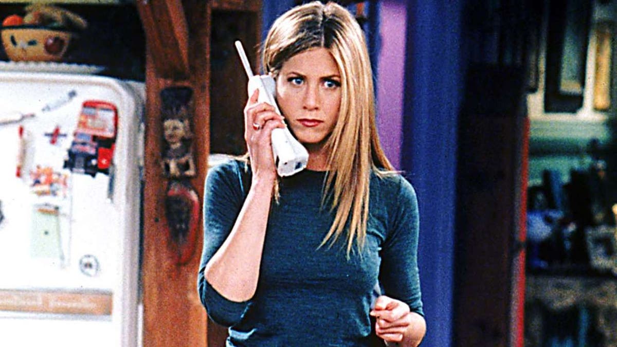 Friends Fans Can T Watch The Show In The Same Way After Noticing Jennifer Aniston S Verbal Tic The Independent