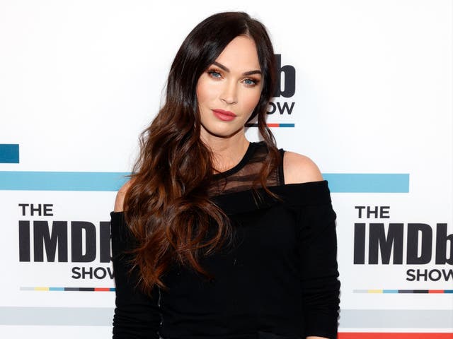 <p>STUDIO CITY, CALIFORNIA - 16 DE NOVIEMBRE: Megan Fox visita 'The IMDb Show' el 16 de noviembre de 2018, en Studio City, California. Este episodio de 'The IMDb Show' se transmite el 3 de diciembre de 2018 </p>