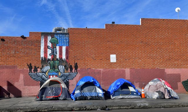 <p>LA mayor urged to rent 15,000 hotel rooms for homeless residents</p>