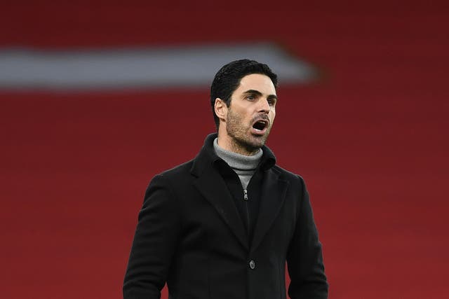 Mikel Arteta reacts during the match against Manchester City