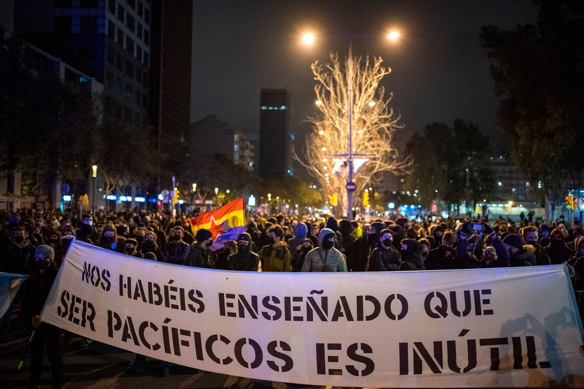 Angry youths rattle Spain in support of jailed rap artist Angry youths rattle Spain in support of jailed rap artist