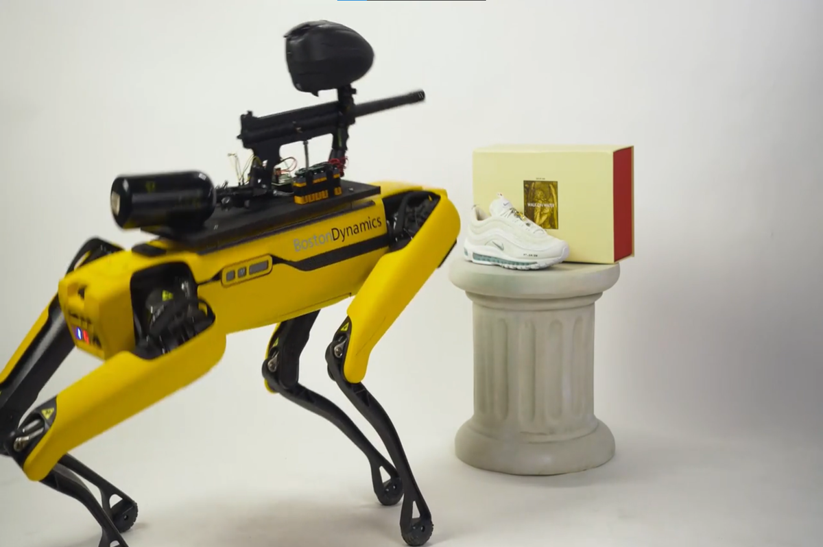Boston Dynamics: lets you a robot armed a paintball gun | The Independent