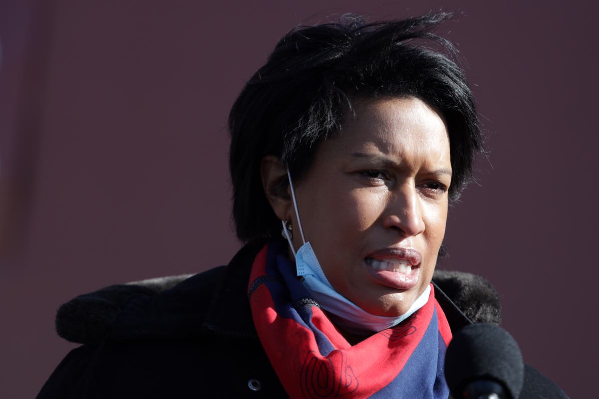 Washington DC mayor loses sister to Covid-19