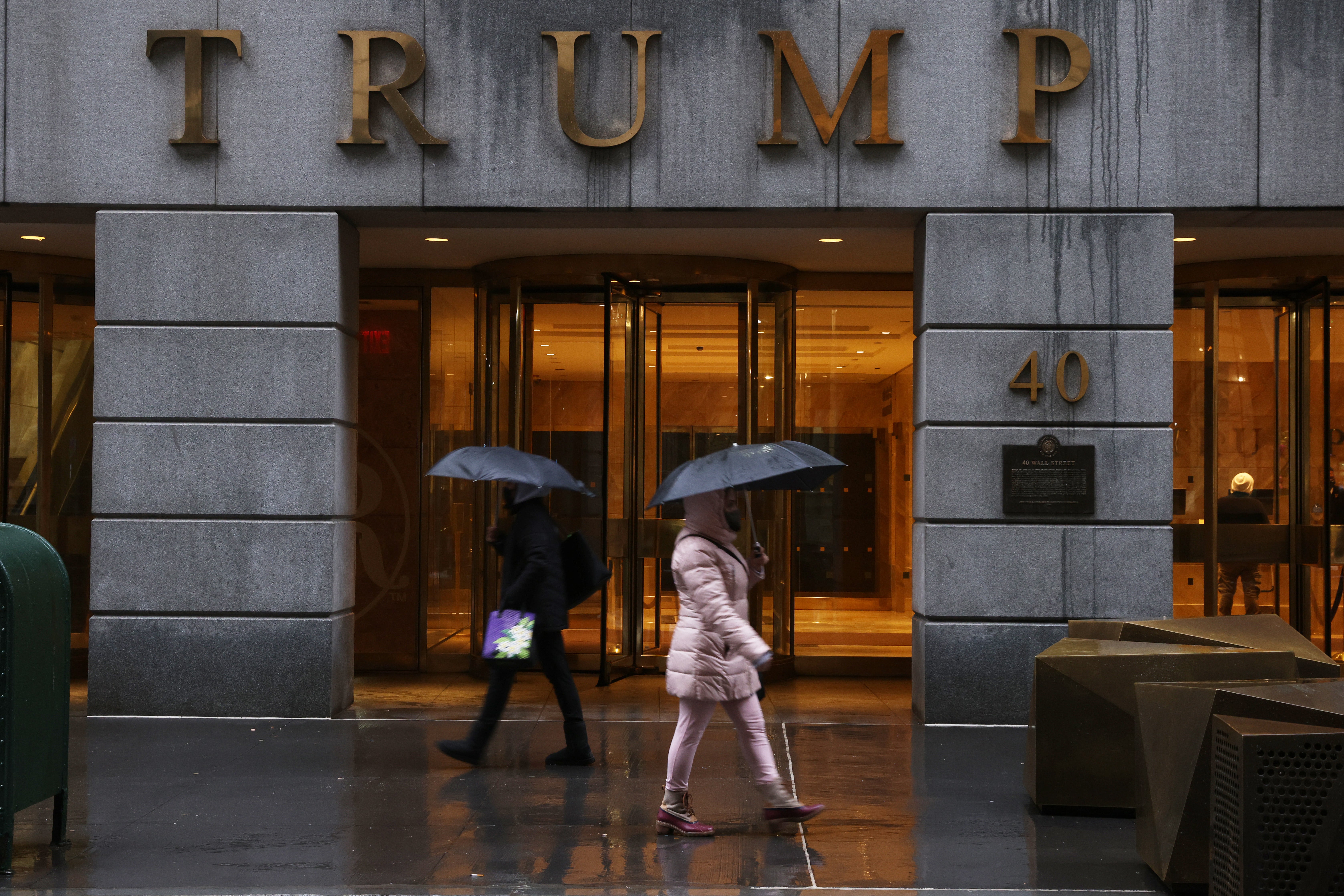 <p> Los registros fiscales de Donald Trump están ahora en posesión de los fiscales de Nueva York después de una batalla de años del ex presidente para mantenerlos en secreto  </p>