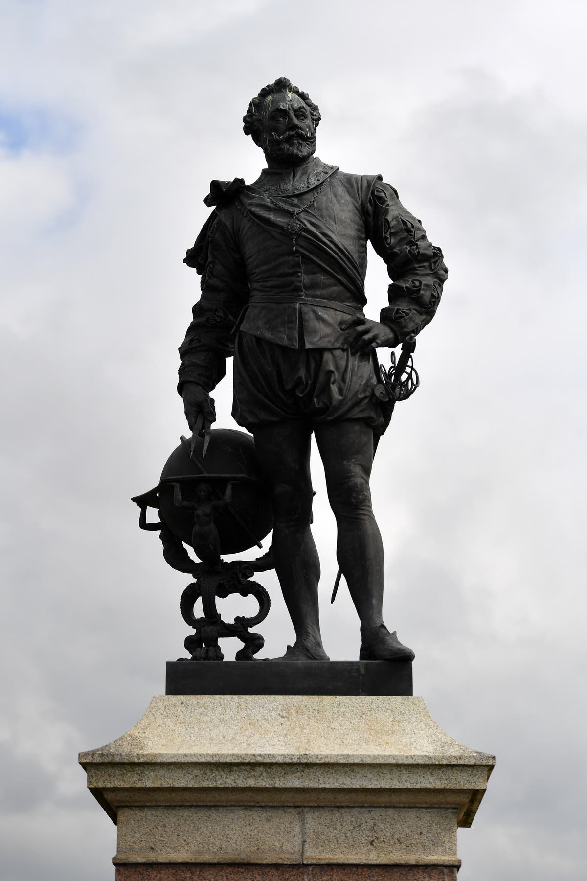 Ahoy there! Spanish researchers find remains of Francis Drake&rsquo;s Armada