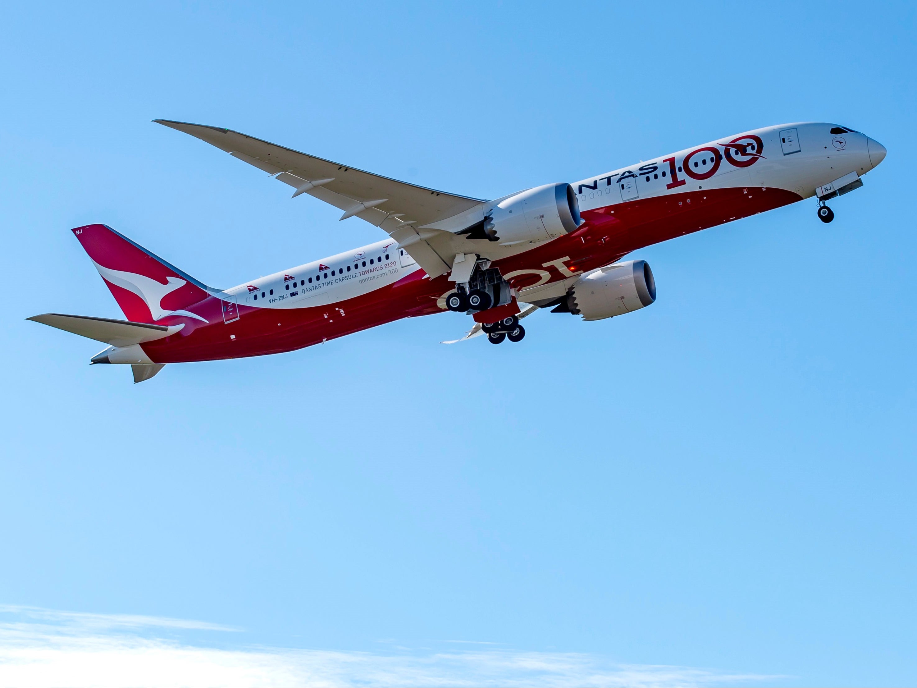 London bound: Qantas will operate all its UK flights with the Boeing 787