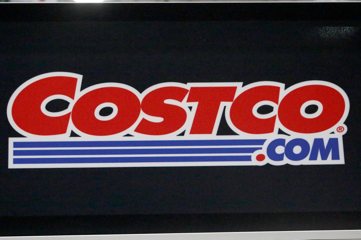 Costco to raise starting hourly wage to 16; end hazard pay Costco