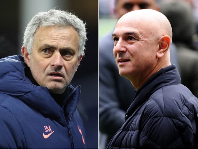 El entrenador del Tottenham, José Mourinho, y el presidente Daniel Levy