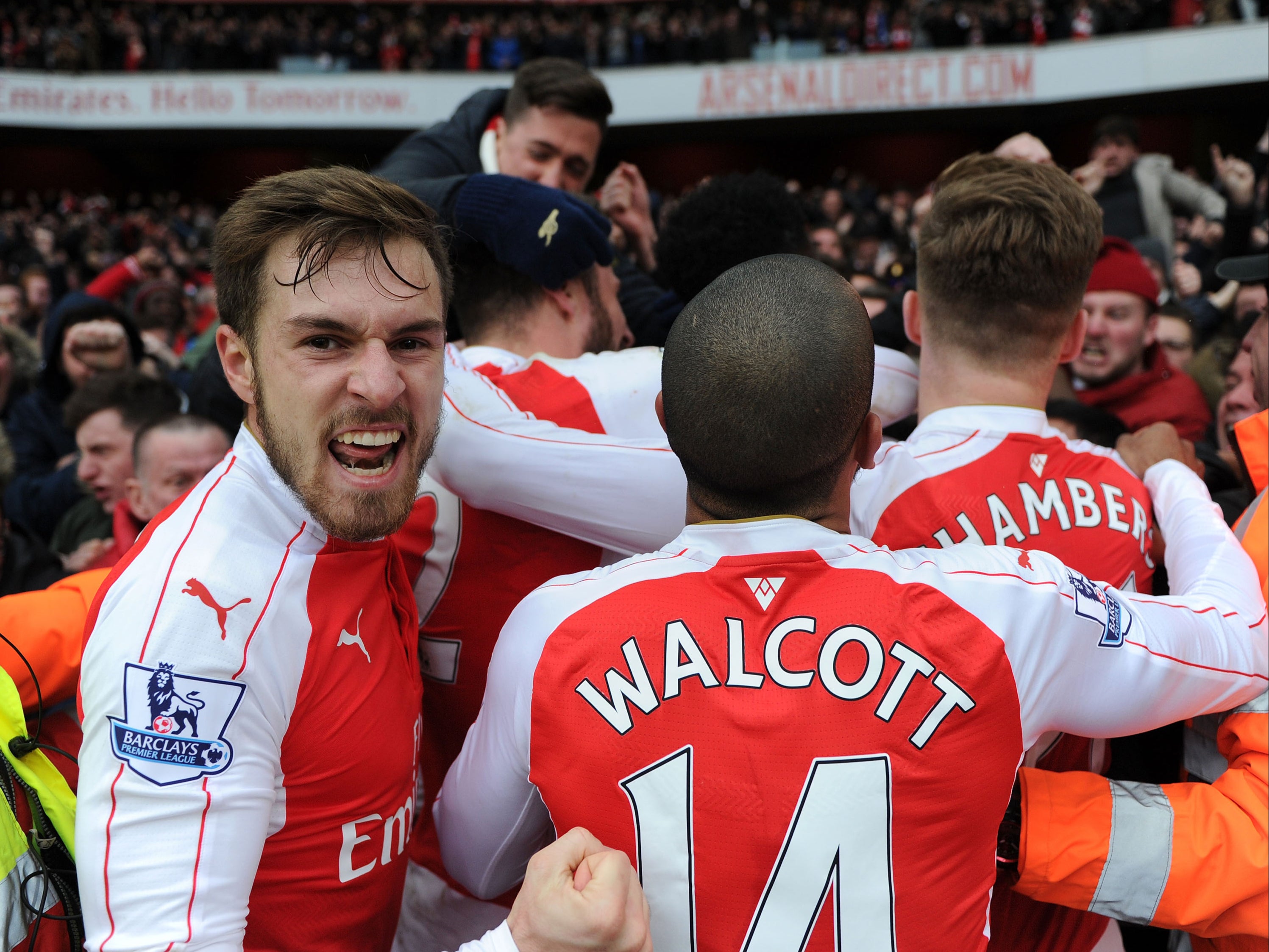 Arsenal celebrate the win over Leicester in 2016