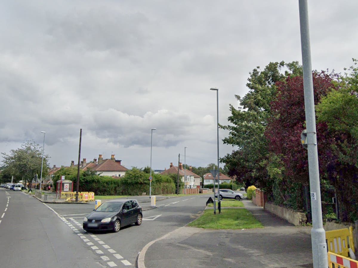 Leeds stabbing: Man seriously injured after daytime knife attack