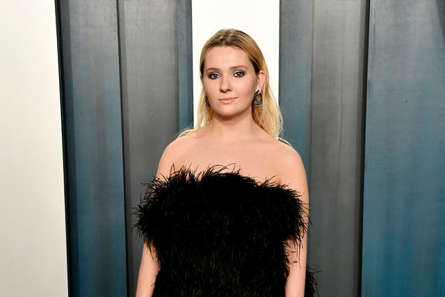 Abigail Breslin attends the 2020 Vanity Fair Oscar Party on February 09, 2020 in Beverly Hills, California. 