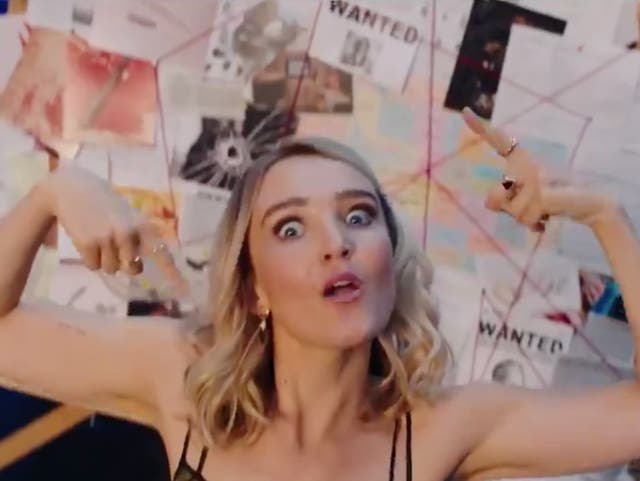 <p>Chloe Fineman en Saturday Night Live</p>