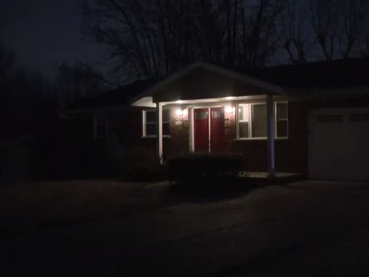 Quarantining couple found dead by their 11-year-old daughter
