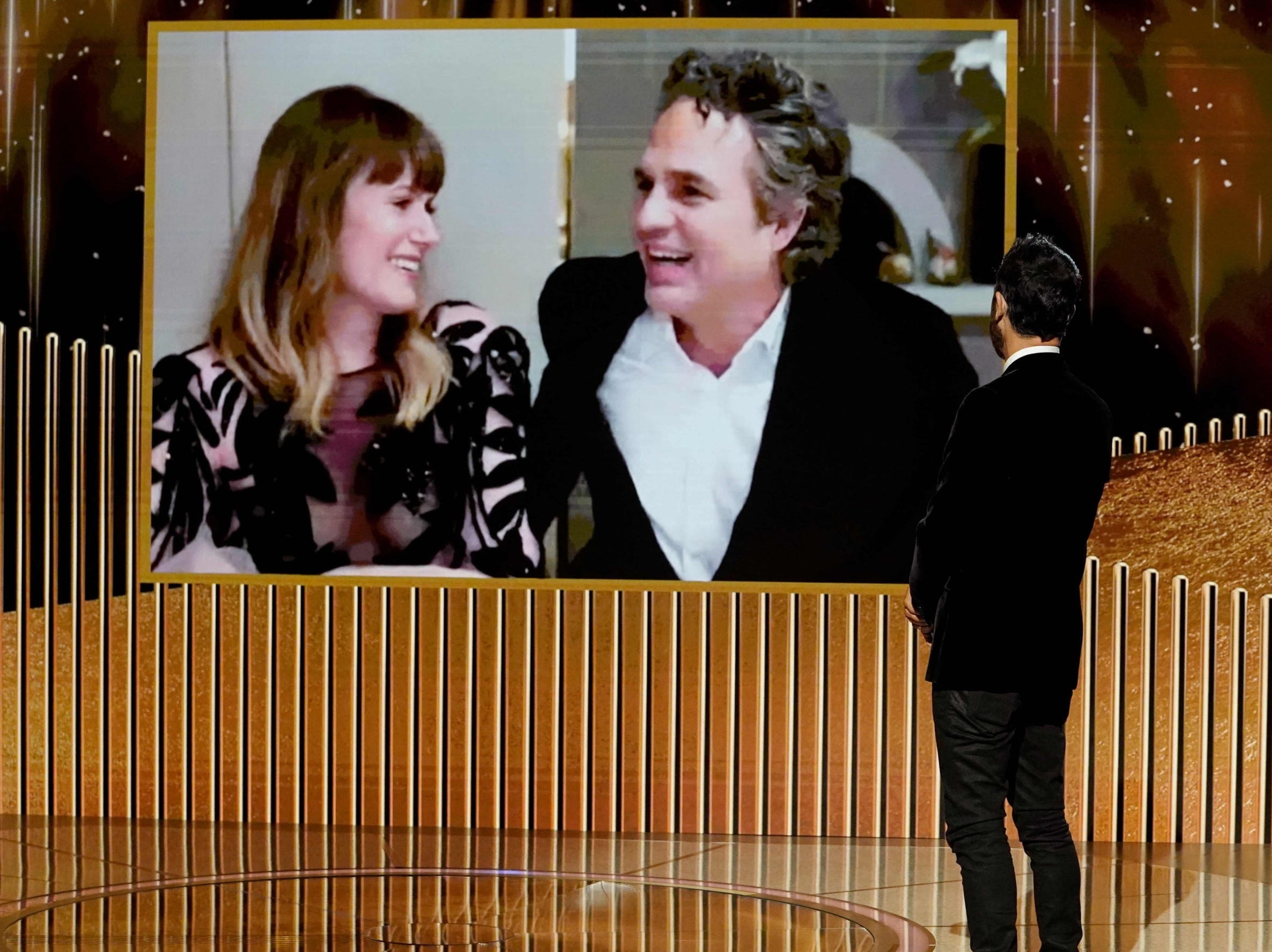 Ruffalo celebrates his Globes win