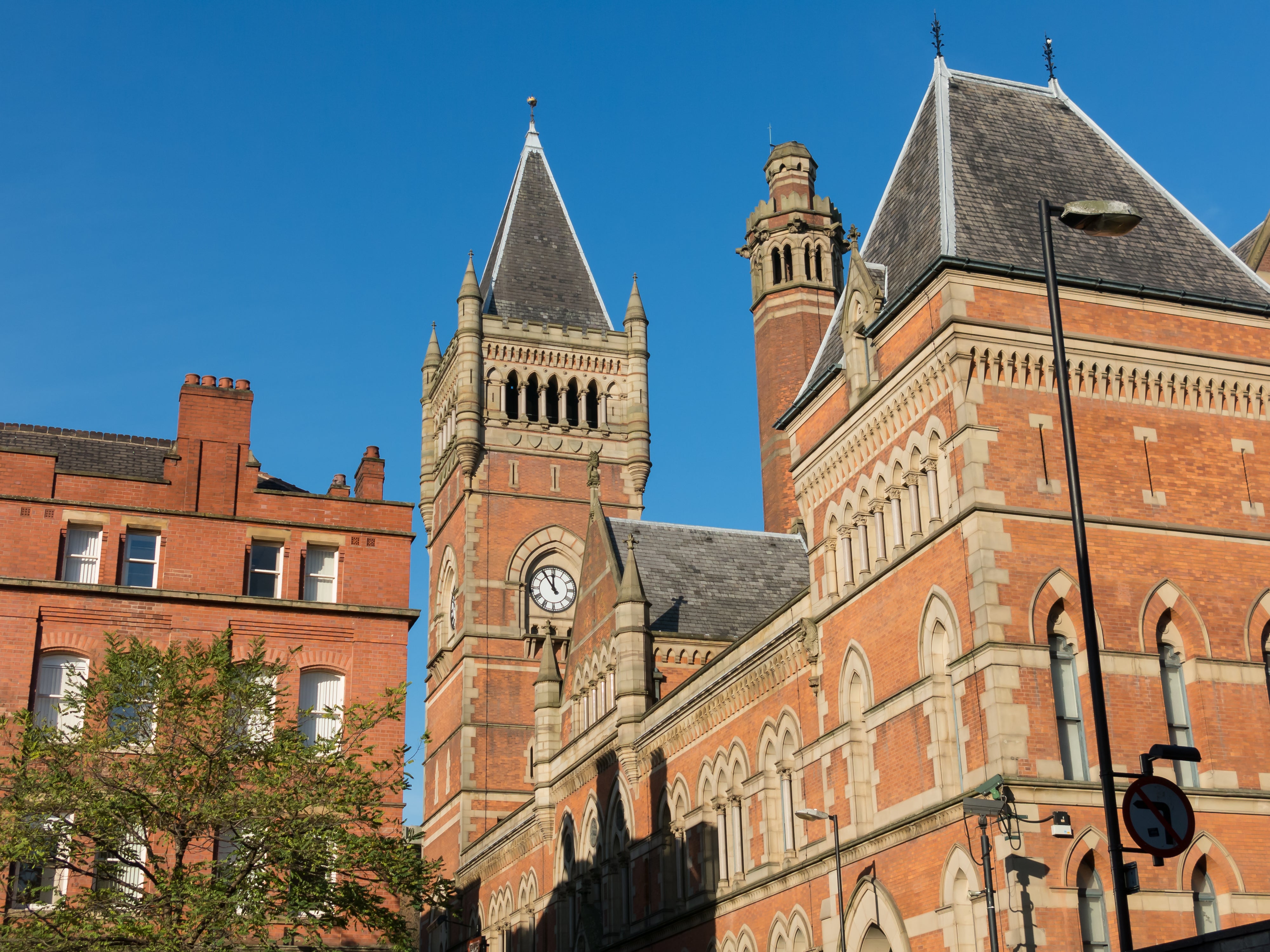 Minshull Street Crown Court