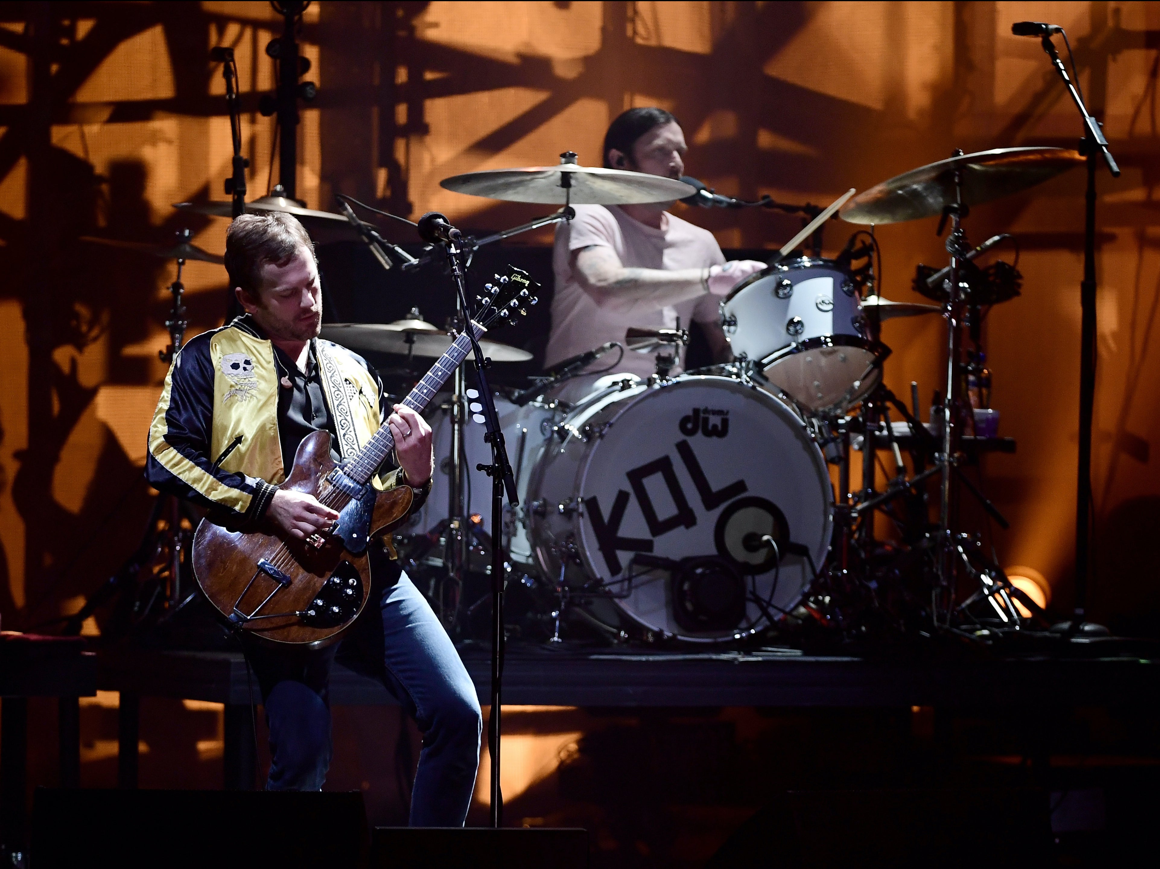 Kings of Leon performing at the MTV Europe Awards in 2016