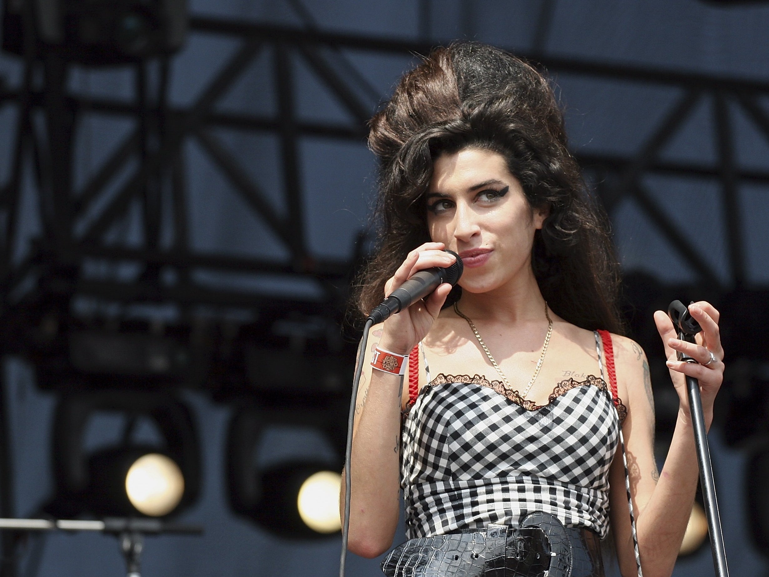 Amy Winehouse at Lollapalooza in 2007