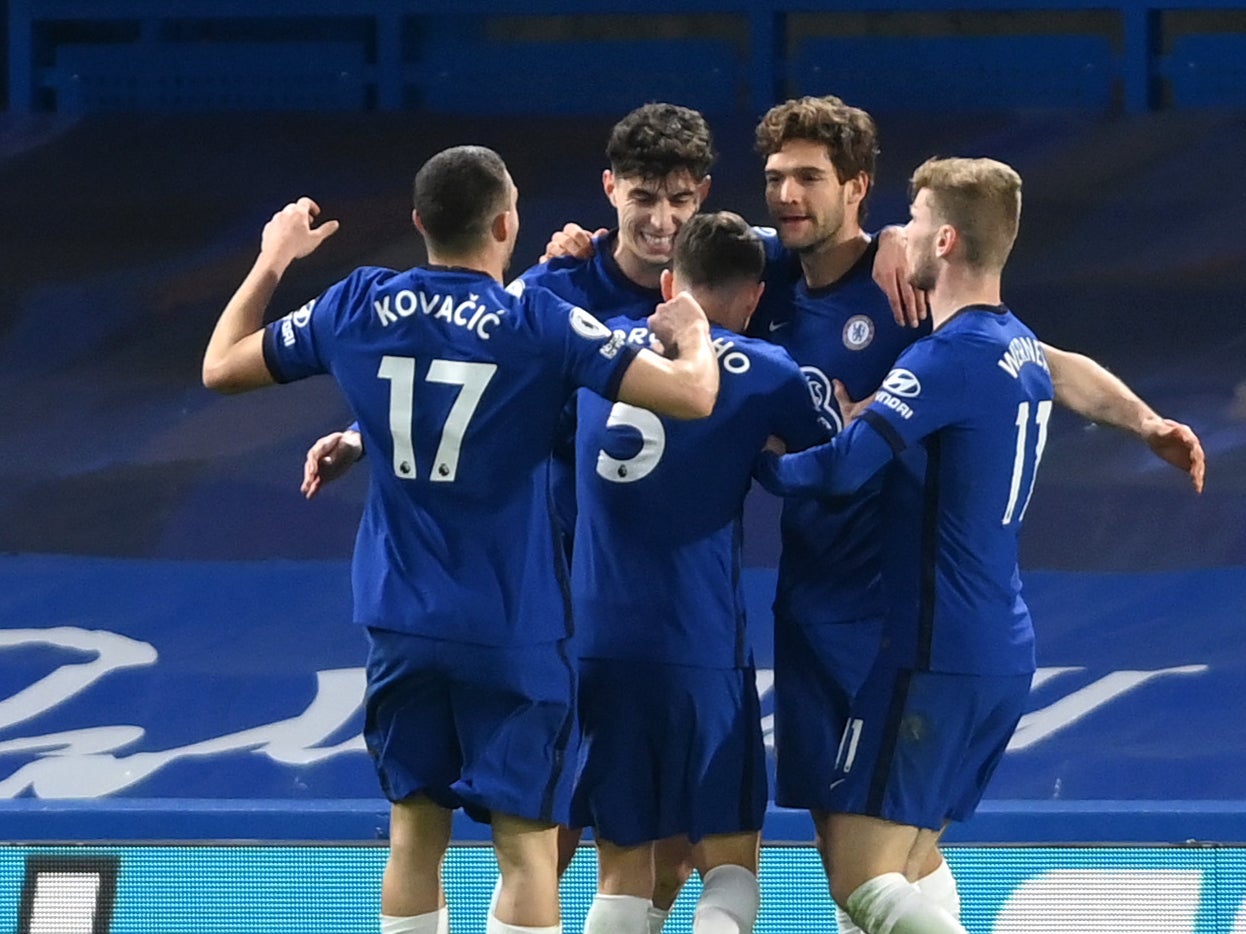 Chelsea celebrate during victory over Everton