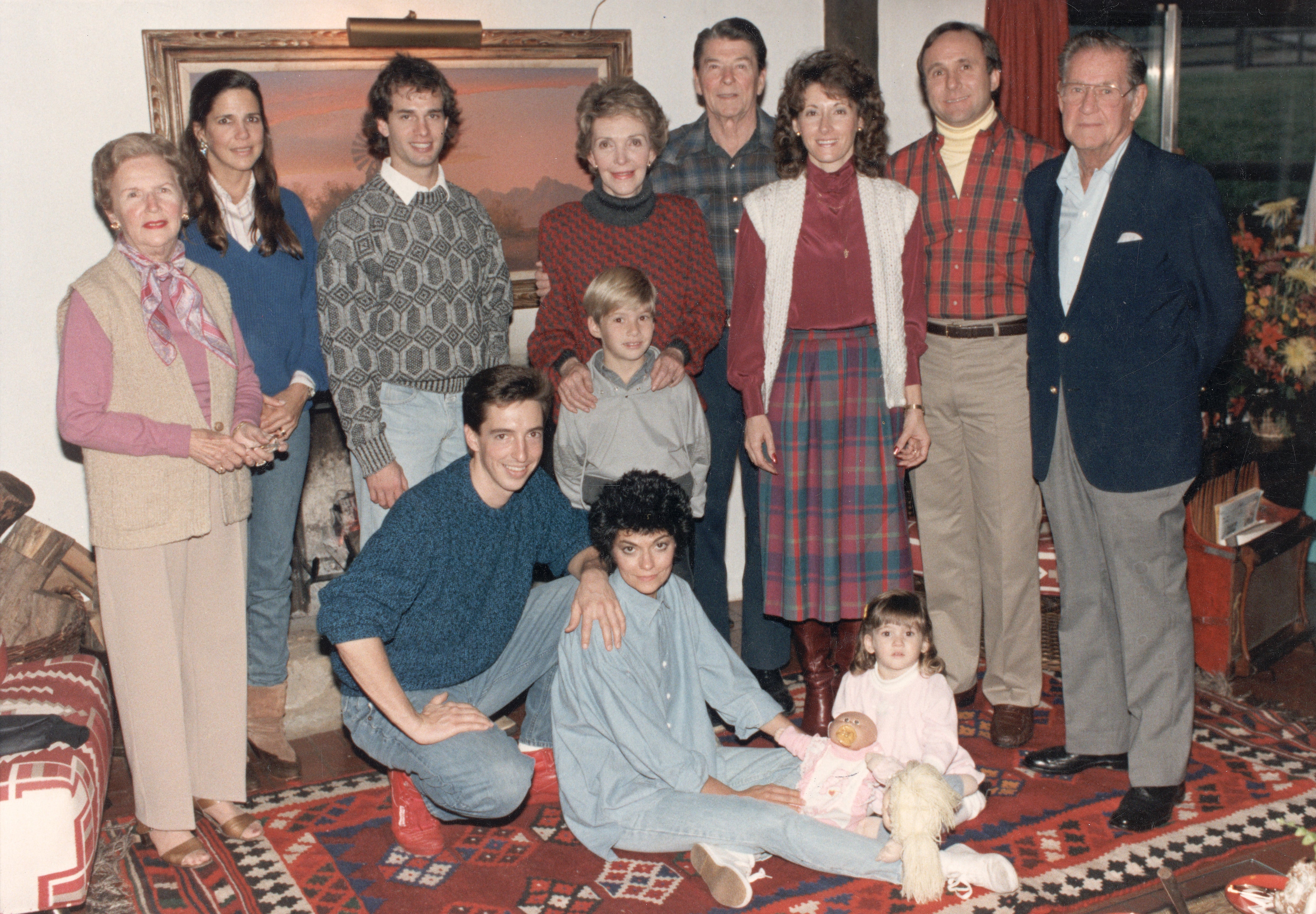 Davis, second on the left in a 1985 familyt portrait with President Ronald Reagan, mother Nancy and siblings, was often estranged because of her outspoken views