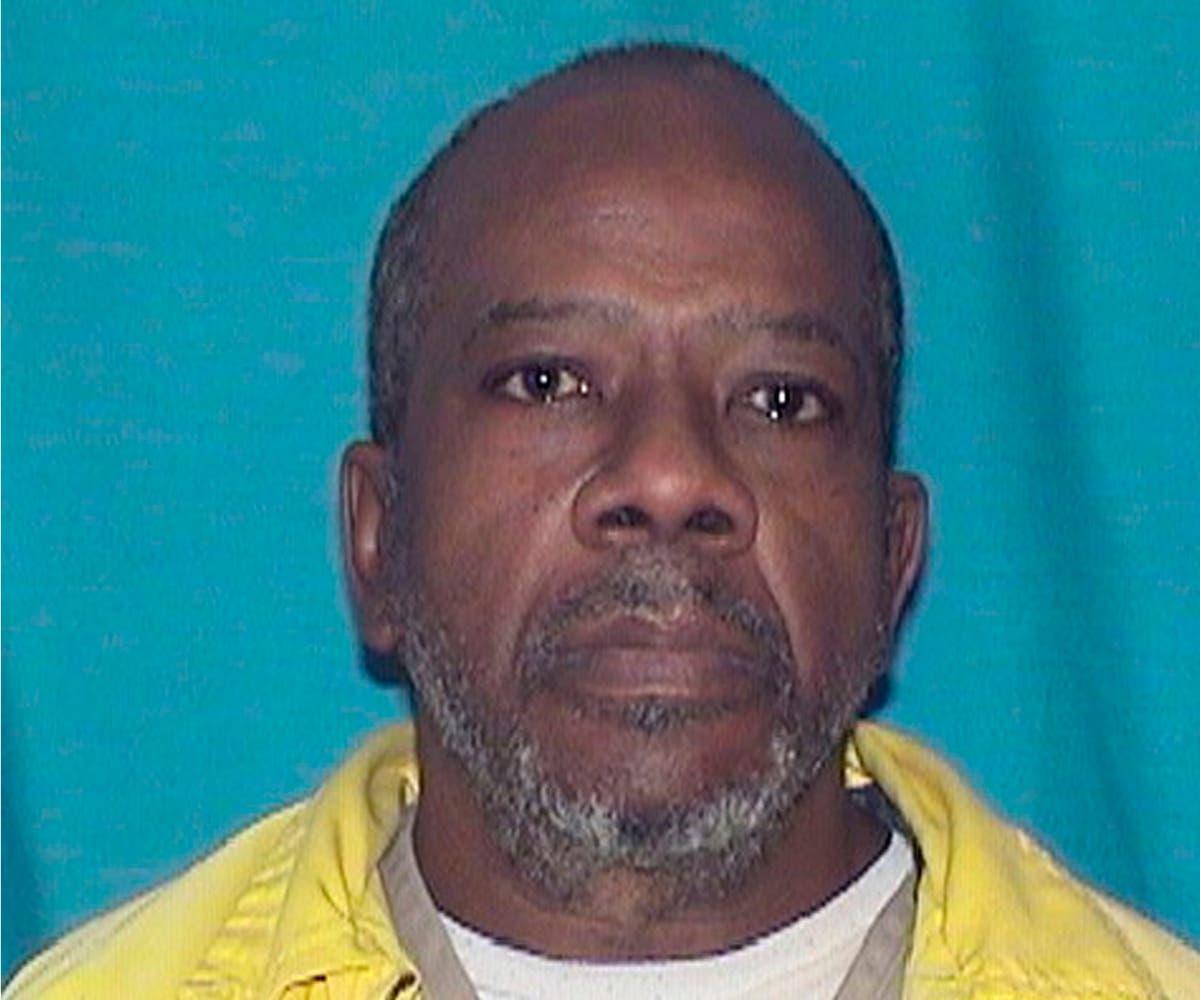 Illinois prison guard pleads guilty to inmate beating death Springfield