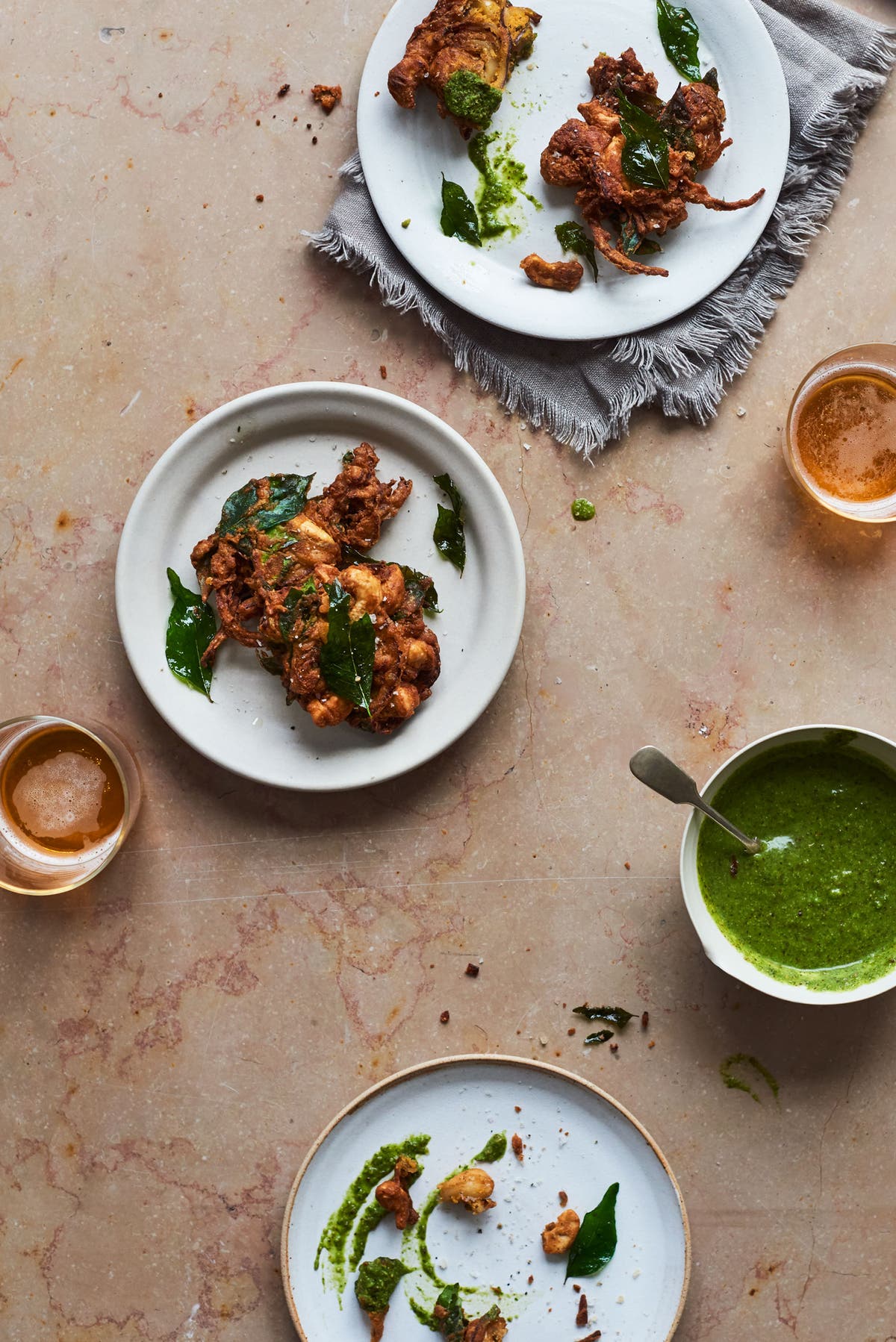 The ultimate crispy snack: Cashew nut pakoras recipe with green dipping sauce