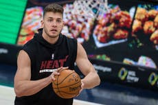 NBA player Meyers Leonard apologises for anti-Semitic slur during video game live stream