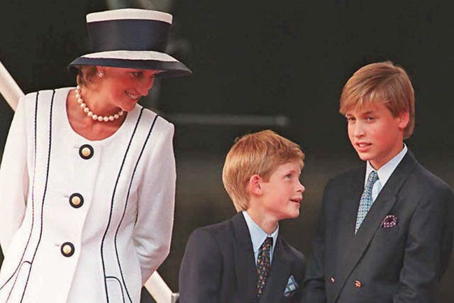 <p>The palace bowed to public pressure after the death of Diana</p>