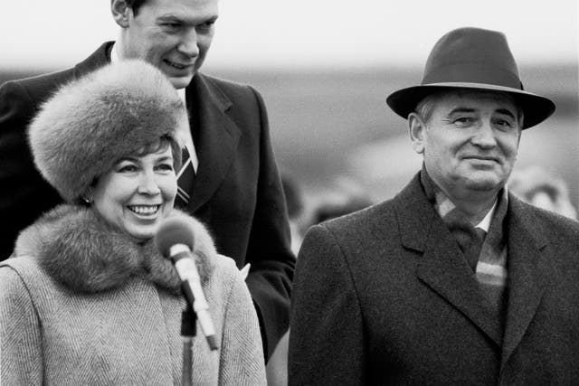 <p>Mikhail Gorbachev with his wife Raisa in 1985 </p>