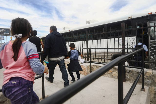 <p>Migrants are dropped off at a church serving as a shelter for migrants who are seeking asylum, after they were released by ICE, on May 19, 2019 in El Paso, Texas. </p>