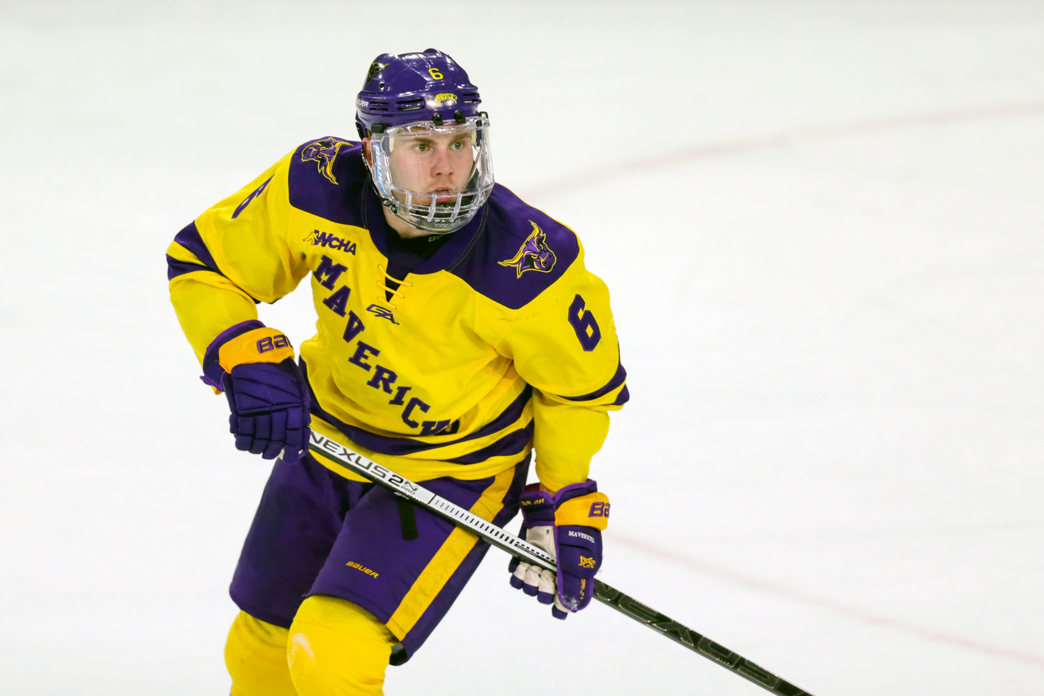 Ranking the best club hockey jerseys for bowl-bound schools - Why
