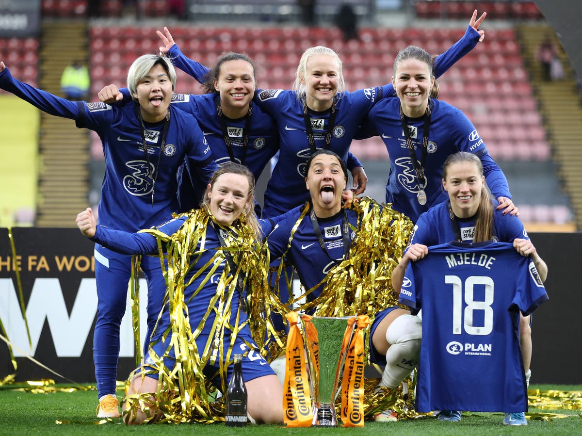 &lsquo;Unbelievable&rsquo; Chelsea hailed as they win Continental Cup