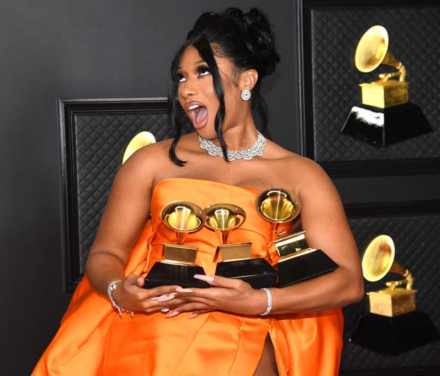 <p>Grammy Awards 2021 early ratings show a record low viewership</p>