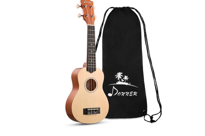 Donner Soprano Ukulele Beginner Kit