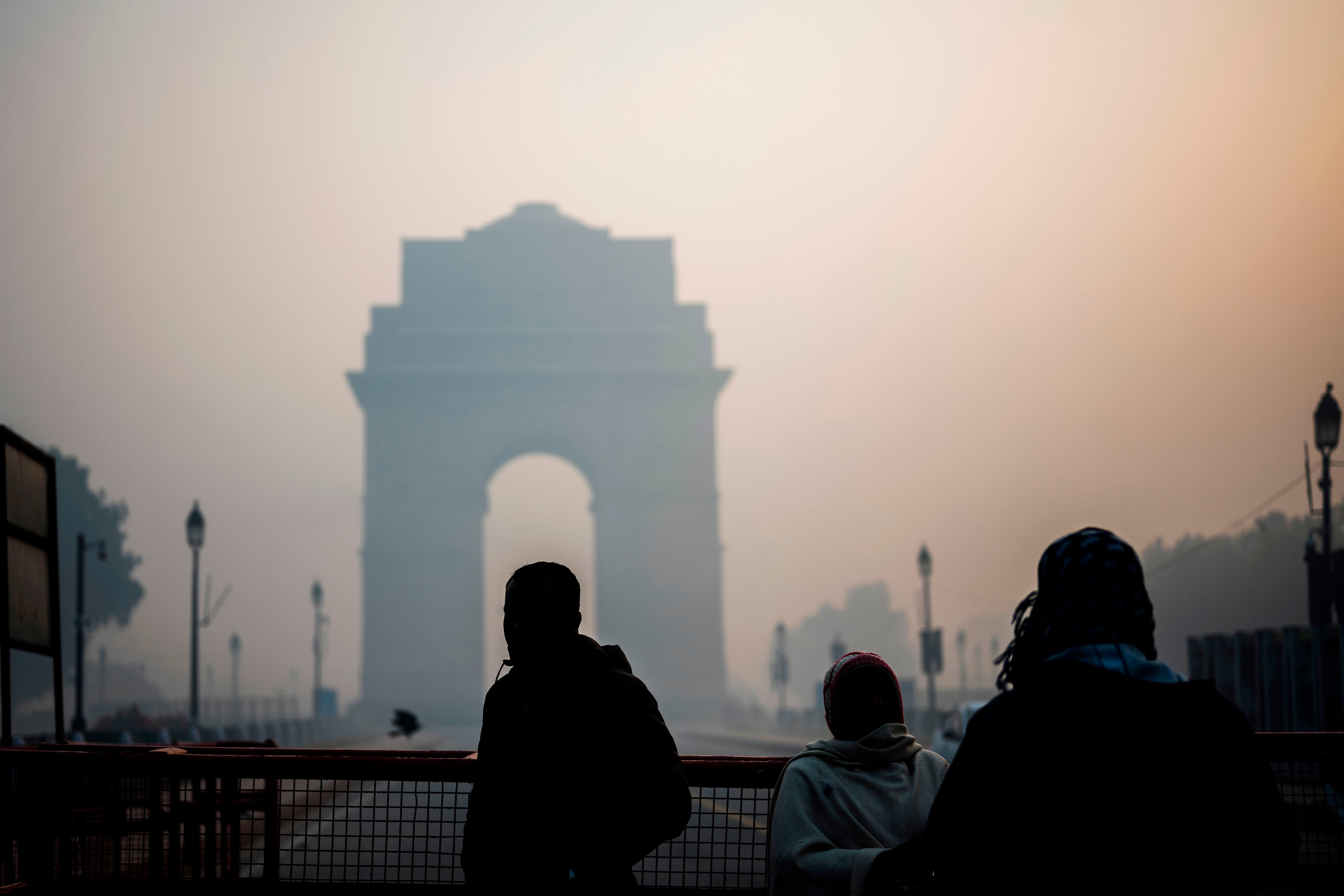 India Gate in New Delhi during the high levels of smog in January 2021