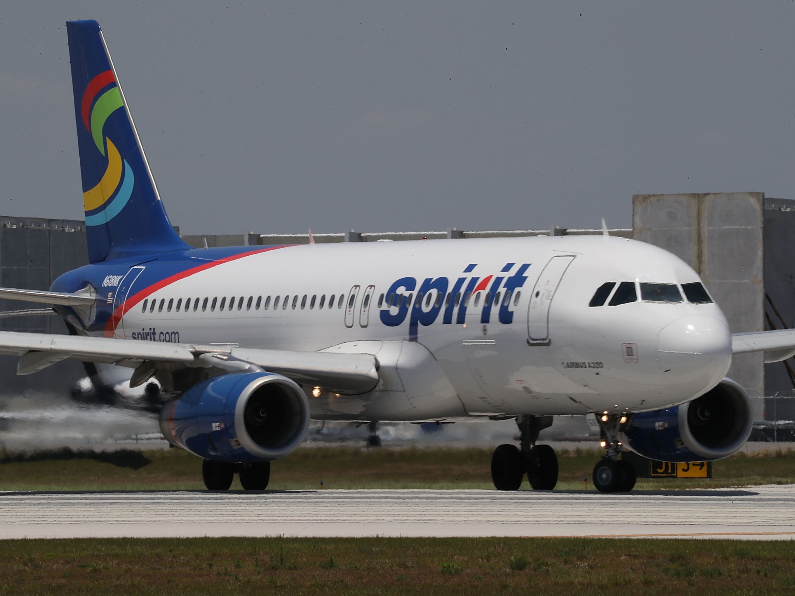 <p>A Spirit Airlines plane prepares to take off at the Fort Lauderdale-Hollywood International Airport on 9 May 2017 in Fort Lauderdale, Florida</p>