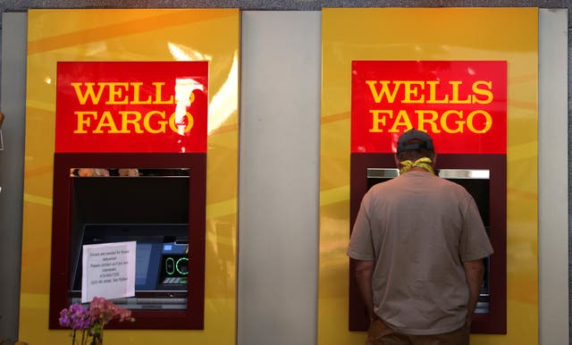 <p>Customers complained of netbanking not working on the day stimulus cheques were supposed to be credited</p>