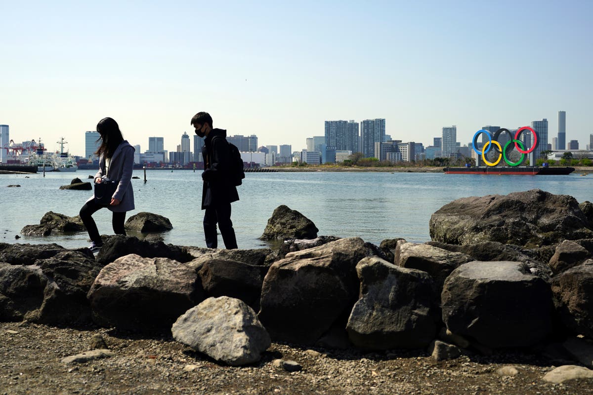 Japan to end virus emergency in Tokyo despite rebound fears