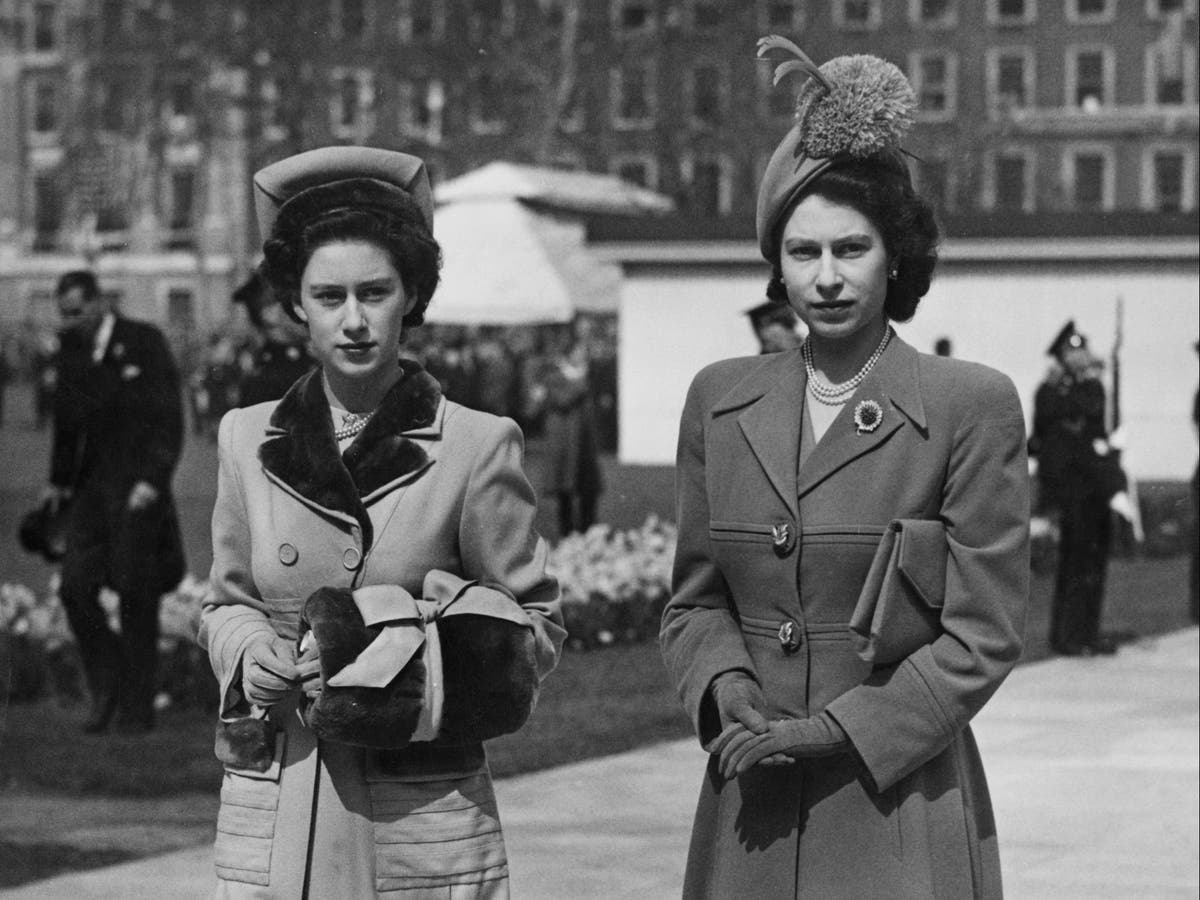 Before Harry and Meghan, the Windsor sisters stirred the pot | The ...