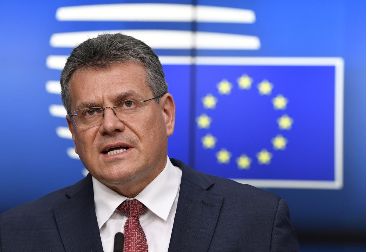 Brexit news &ndash; live: London telling Northern Ireland businesses to break international law, says EU&rsquo;s Sefcovic