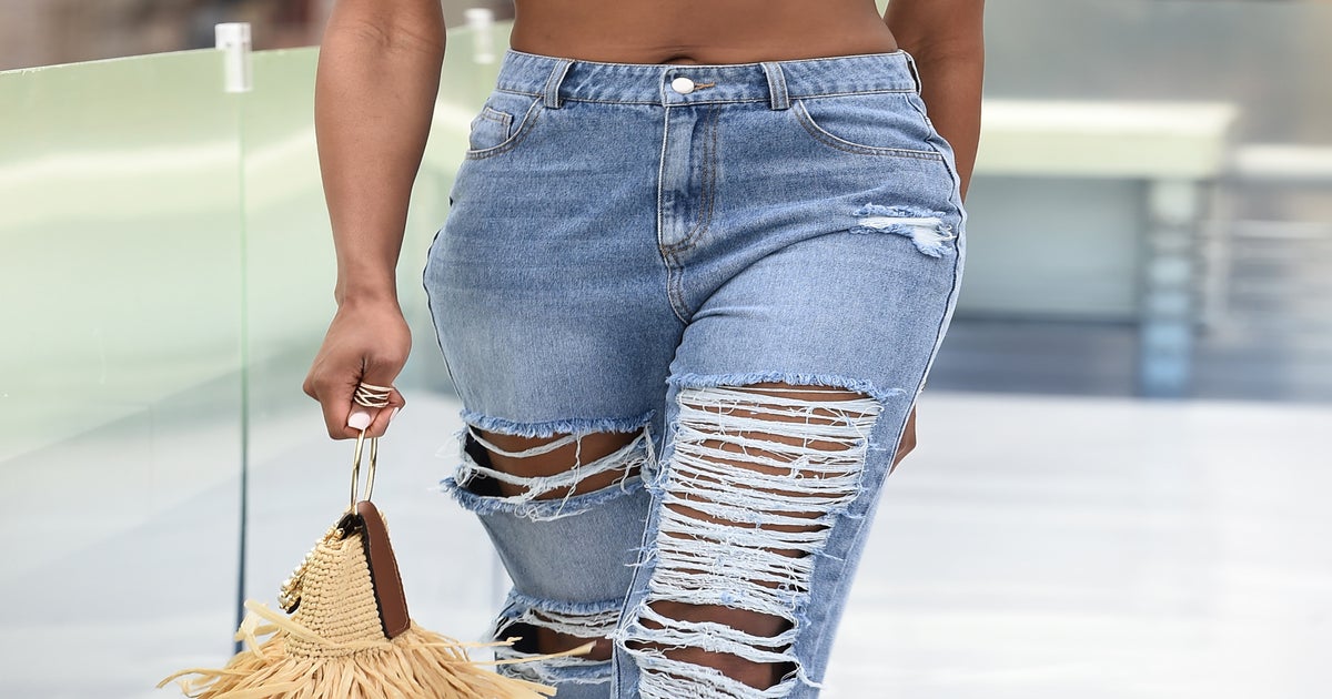 Why women in India are flaunting ripped jeans
