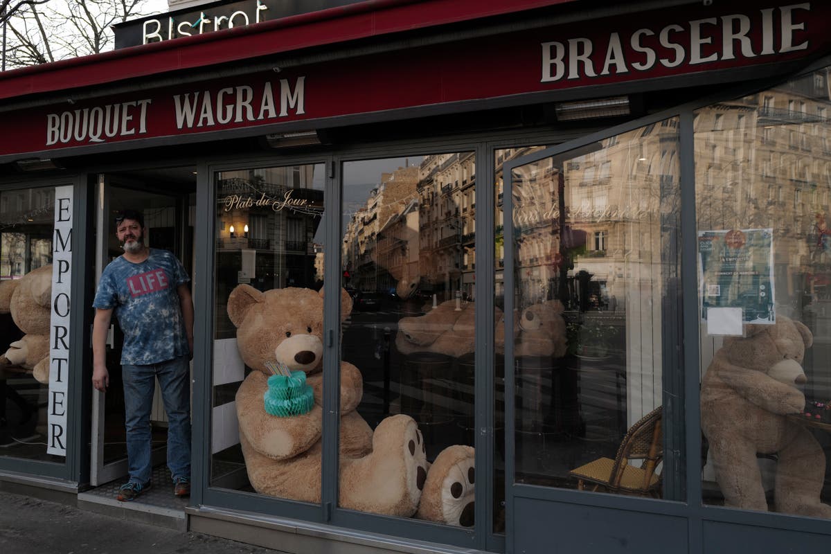 AP PHOTOS: Bookseller keeps Paris plush with teddy bears
