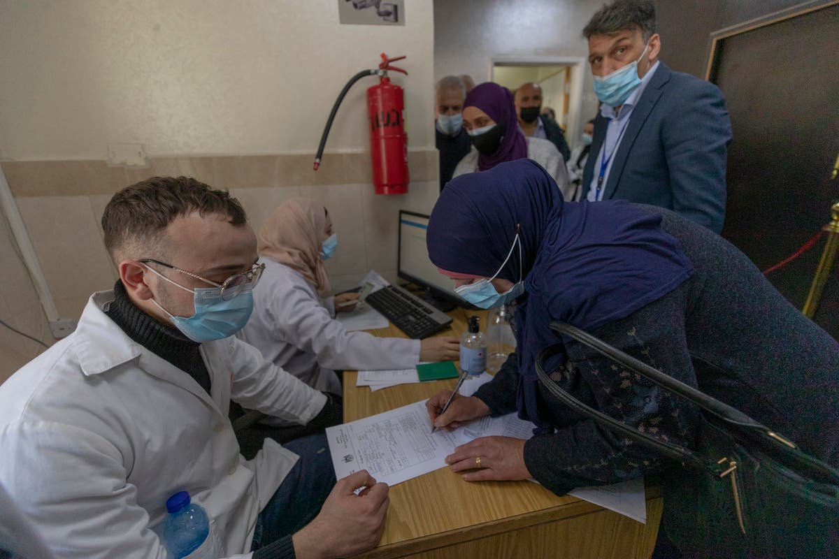 Palestinians expand vaccination campaign after UN shipment