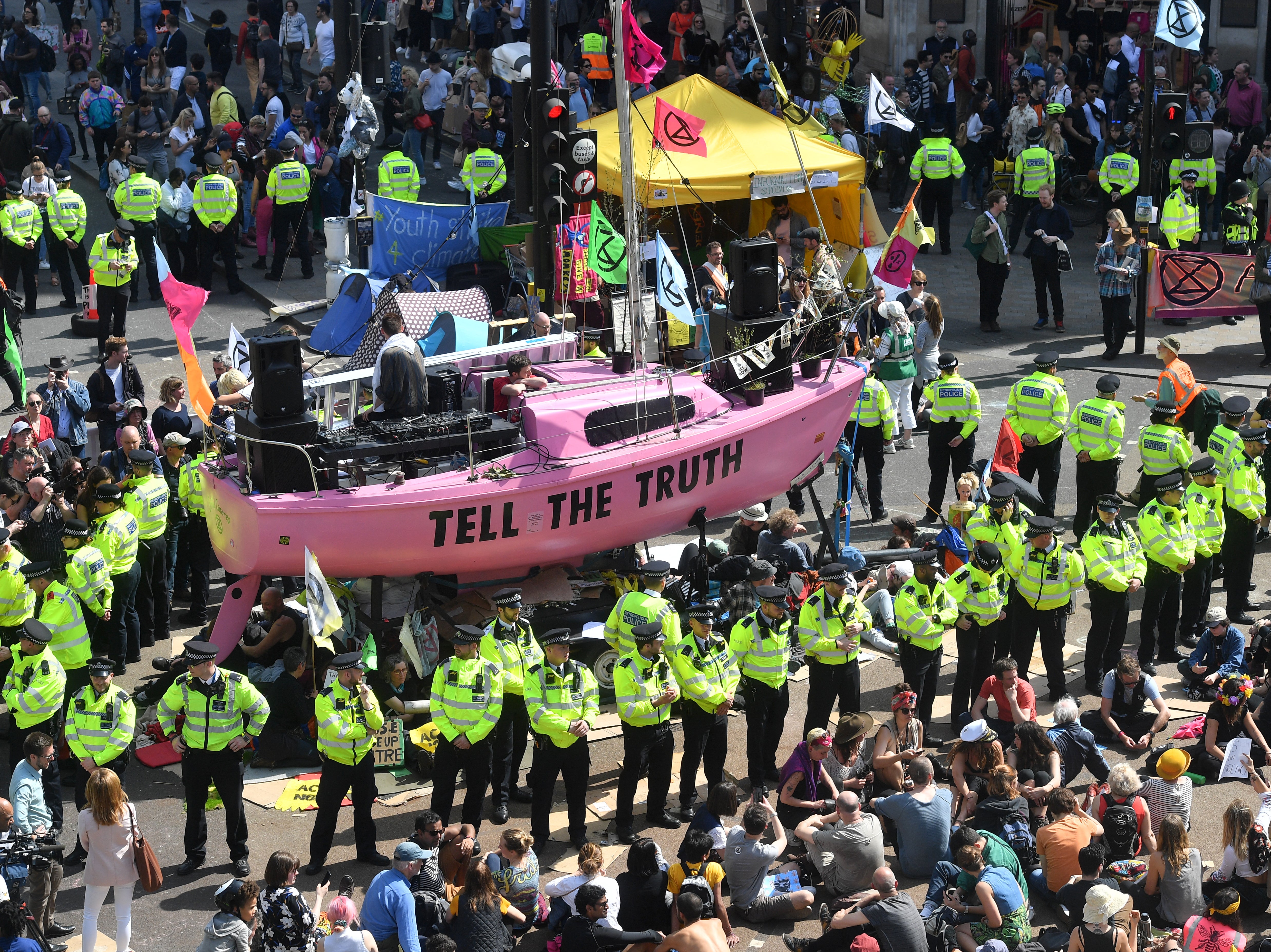 Police evict Extinction Rebellion activists after they blocked the junction around Oxford Circus in April 2019