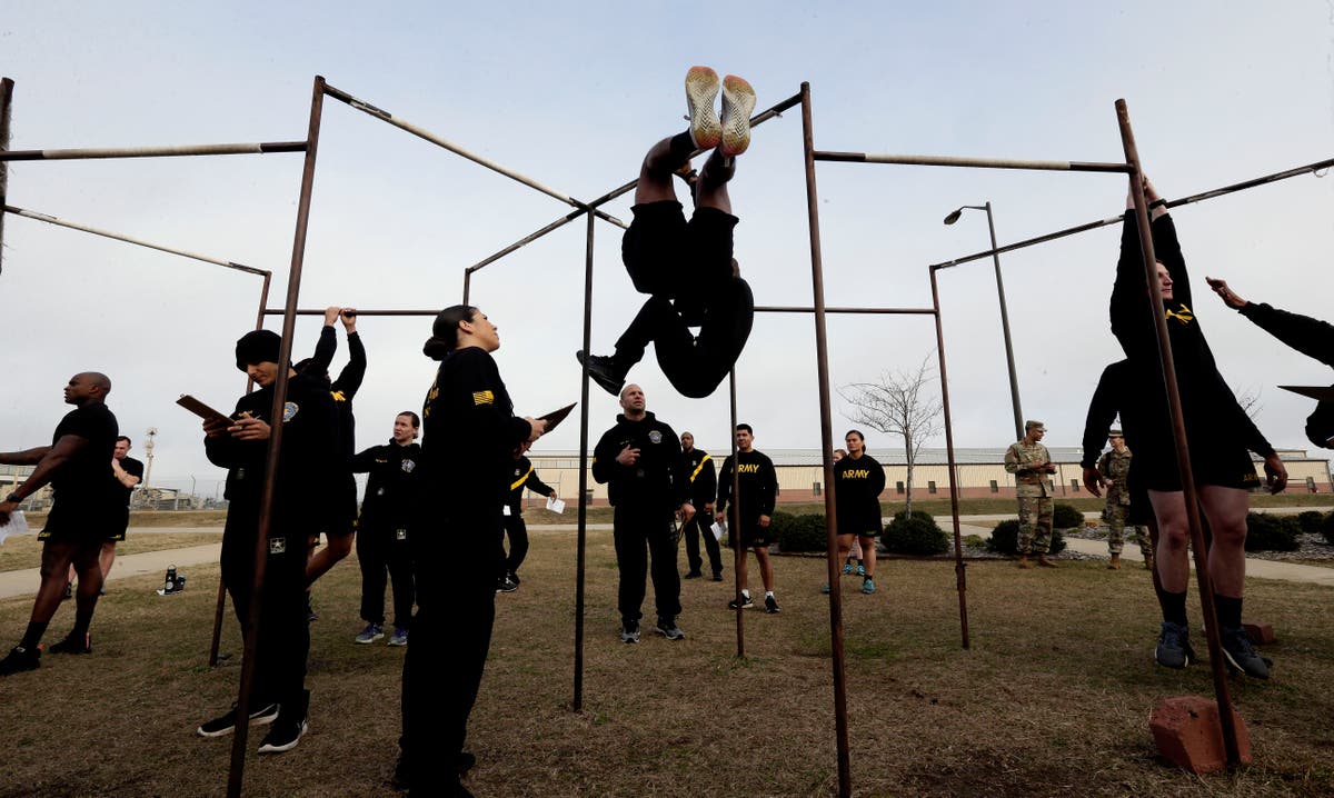 Army revamps fitness exam, kicks out leg tuck test many fail Army revamps fitness exam, kicks out leg tuck test many fail