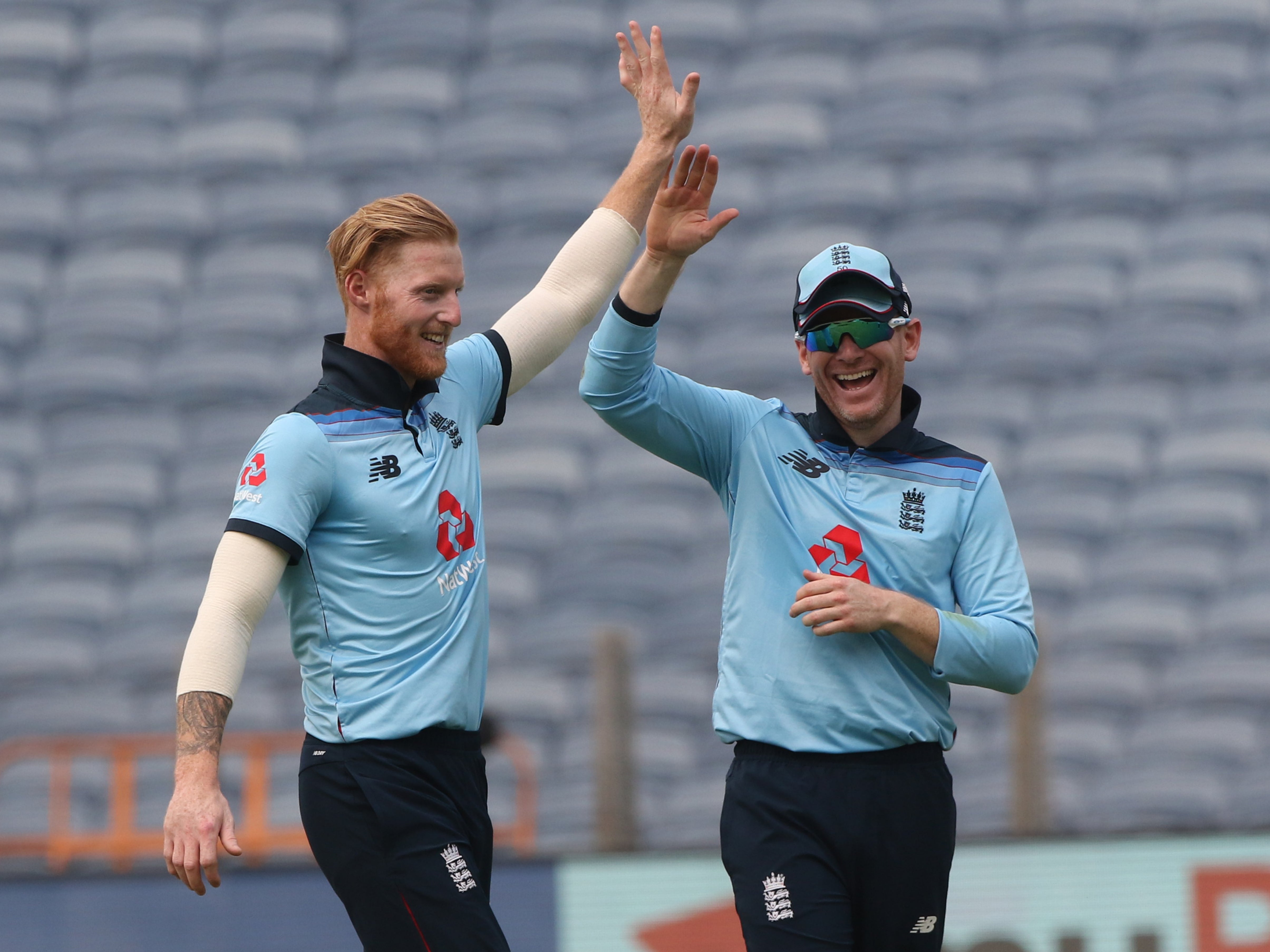 Ben Stokes celebrates with Eoin Morgan