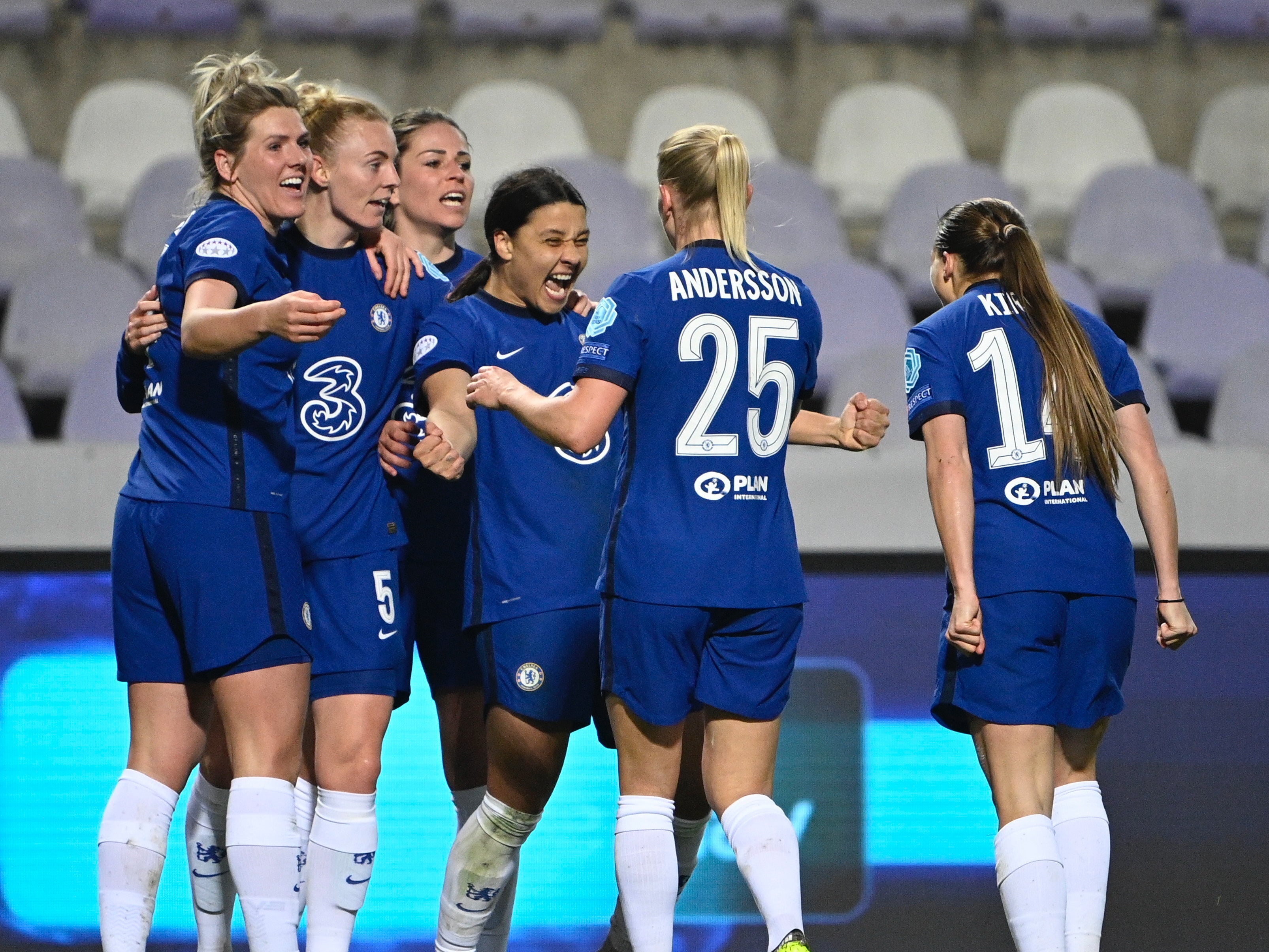 Chelsea striker Sam Kerr celebrates