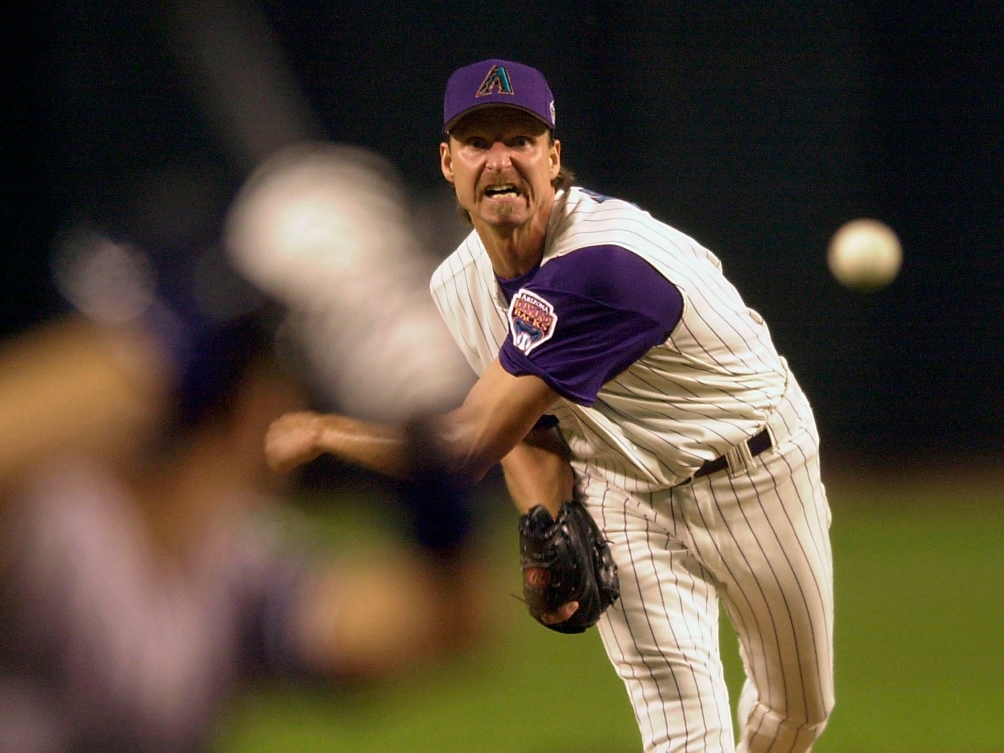 Randy johnson deals bird