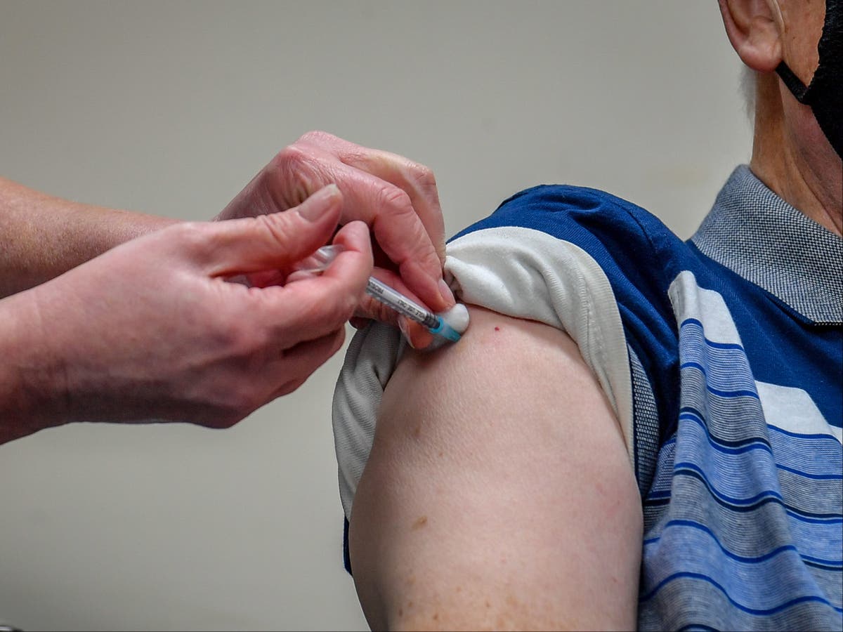 Vaccine progress could be reversed if borders reopen without airport Covid testing, warns expert 